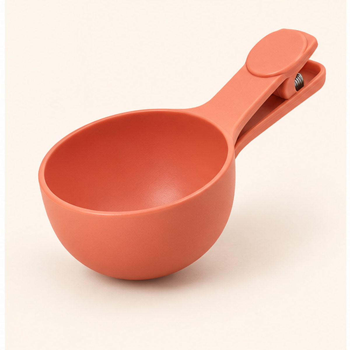 Pet Food Scoop with Bag Clip — overview